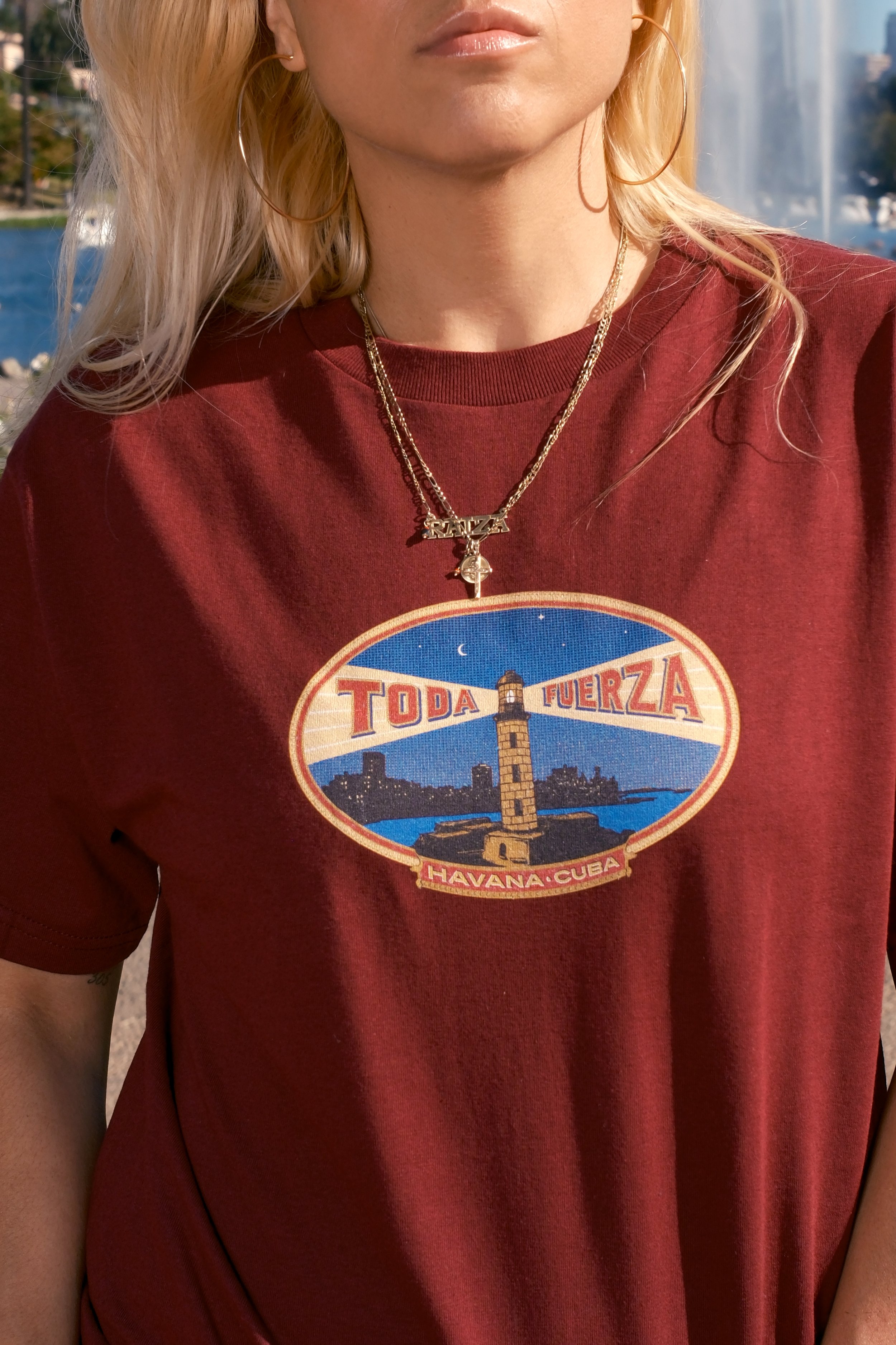 Toda Fuerza _Lighthouse_ Raiza closeup.jpg
