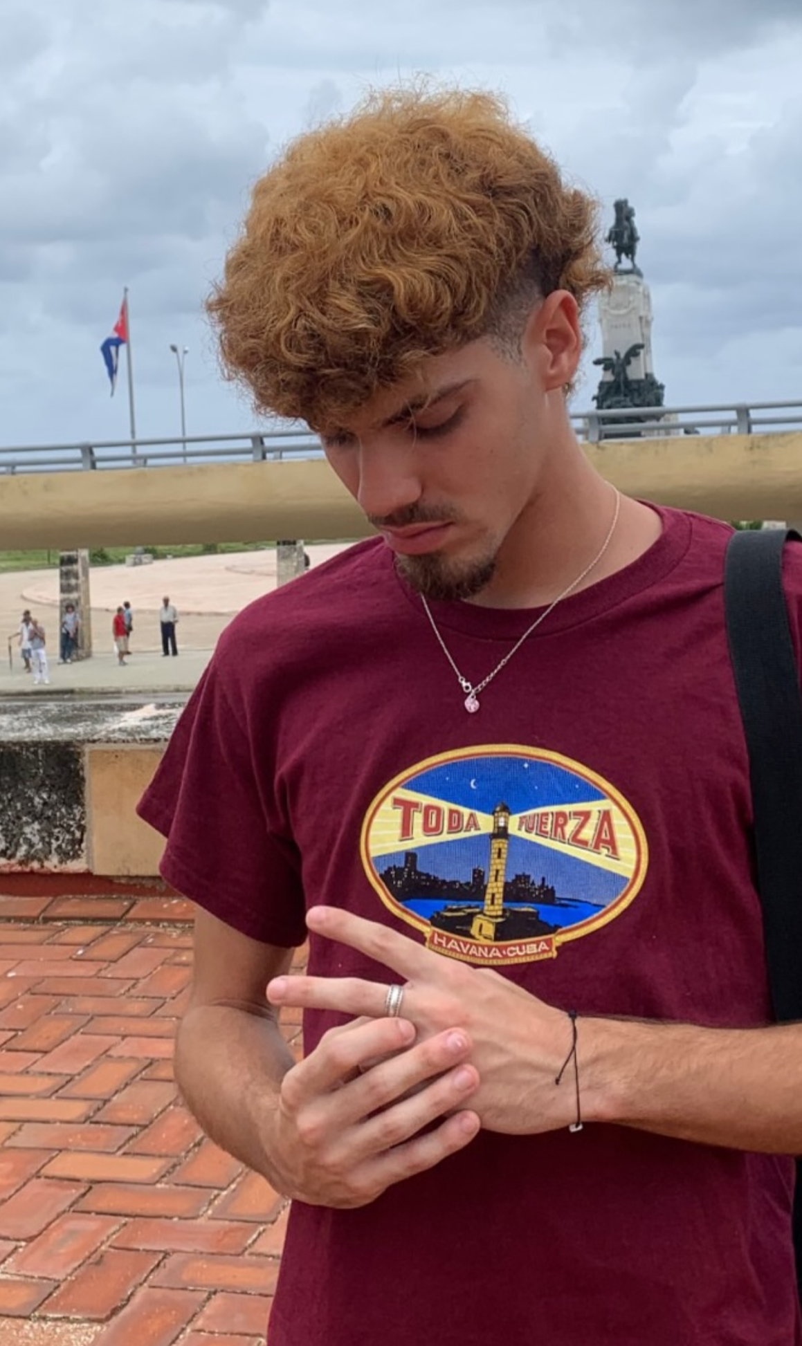 Toda Fuerza lighthouse Eliel.PNG