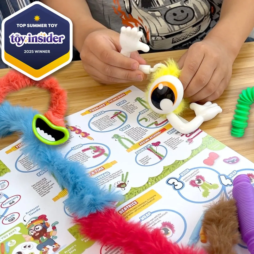 49194_Lifestyle_Hands_ToyInsider.jpg