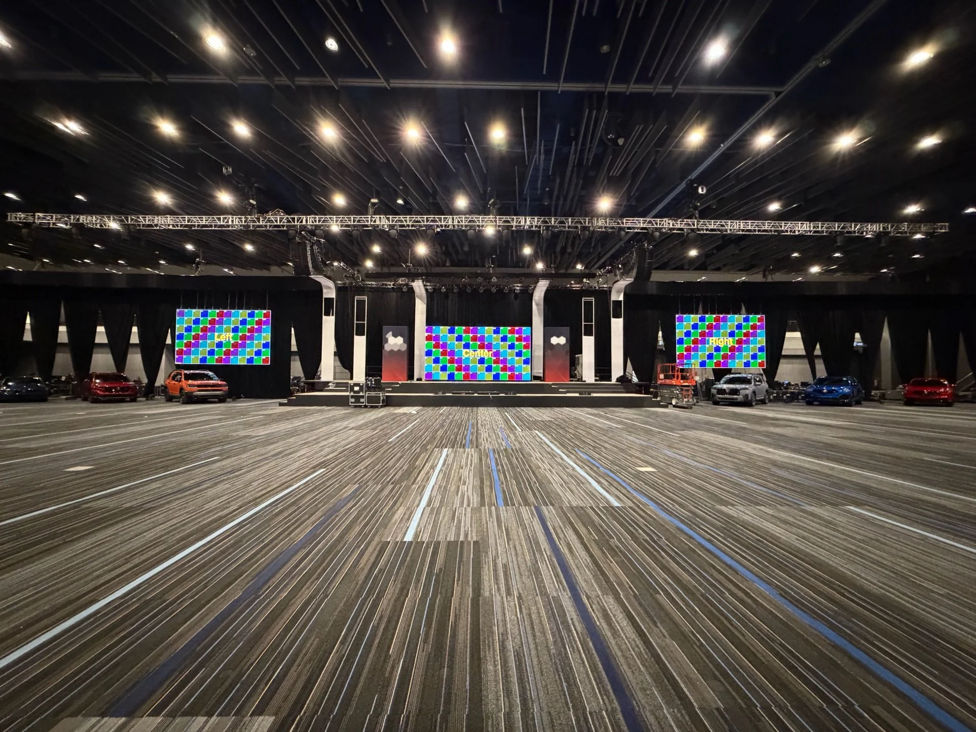 LED/ Media Server 2026