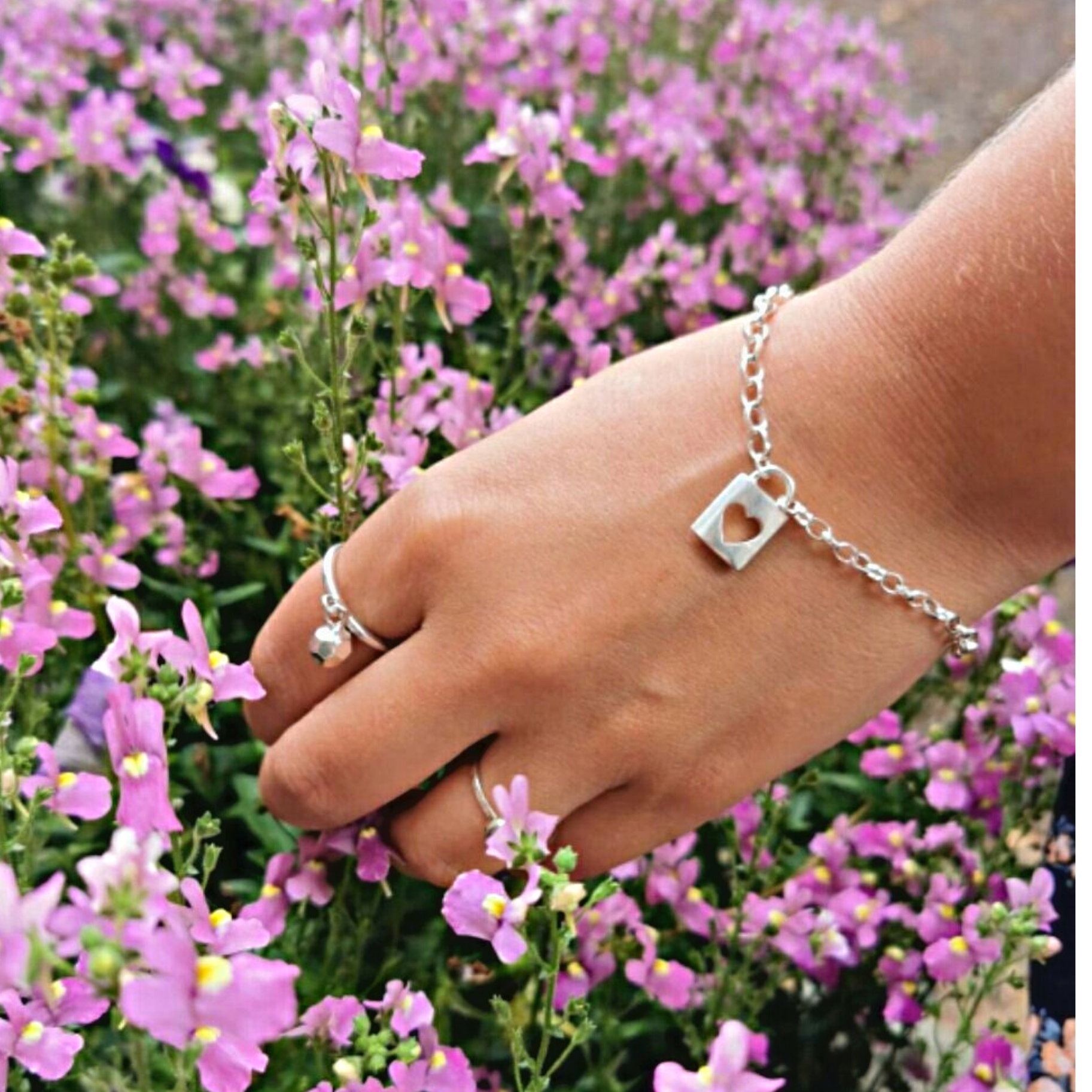 LovelockBraceletKDLPBmodel_fa8af88d-31da-4d4d-9014-c9efb0c7008e.png