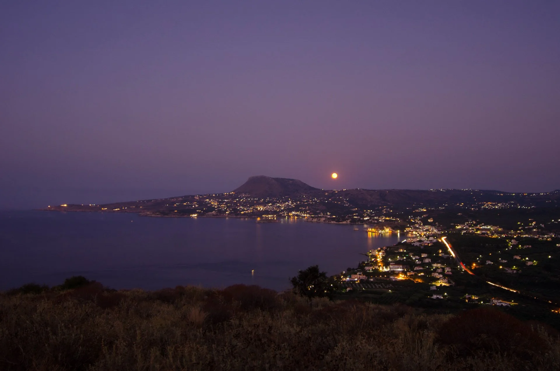 Full Moon over Kalyves