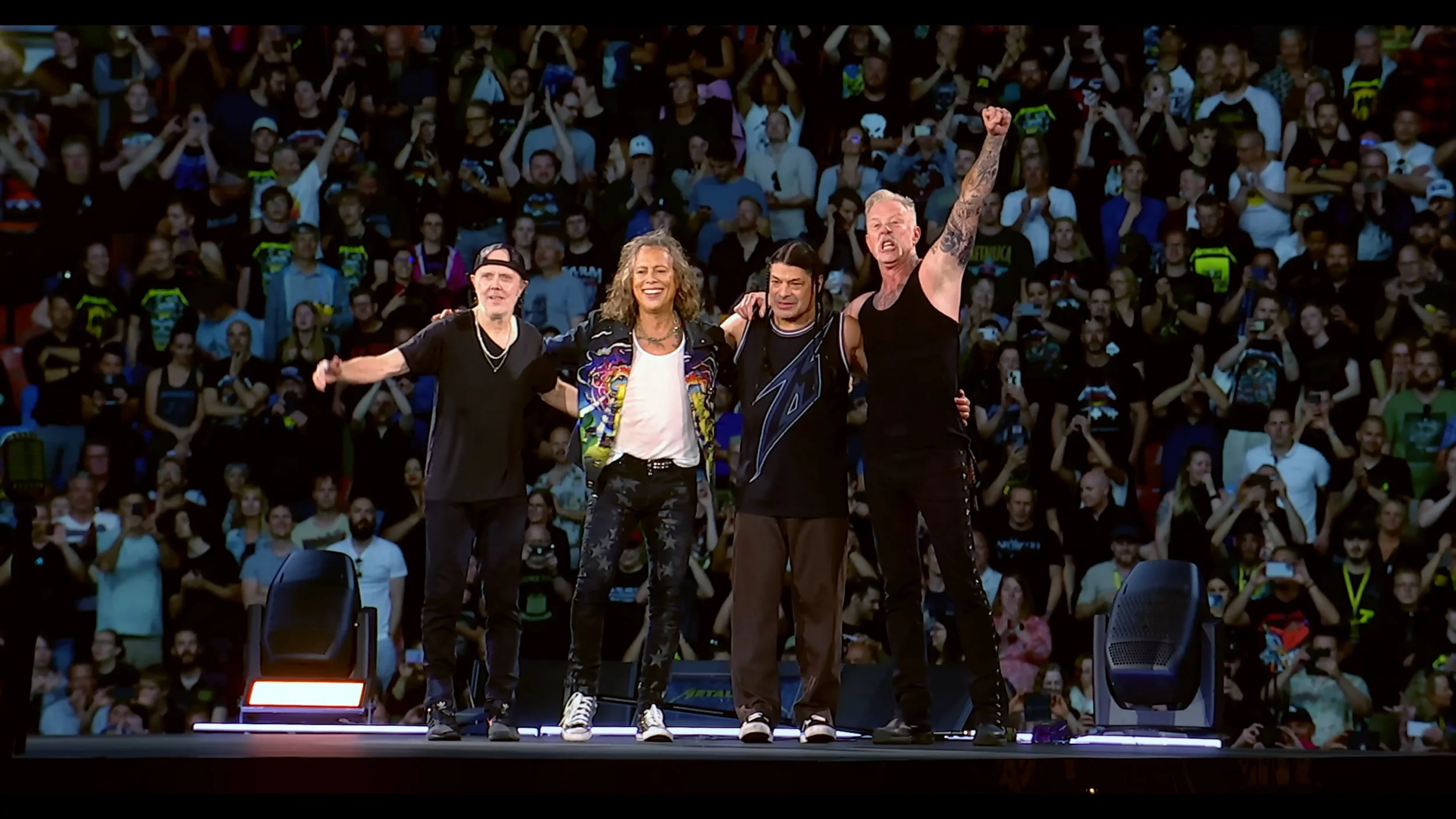 Intro BG Copy 01.00_02_04_01.Still010.jpg