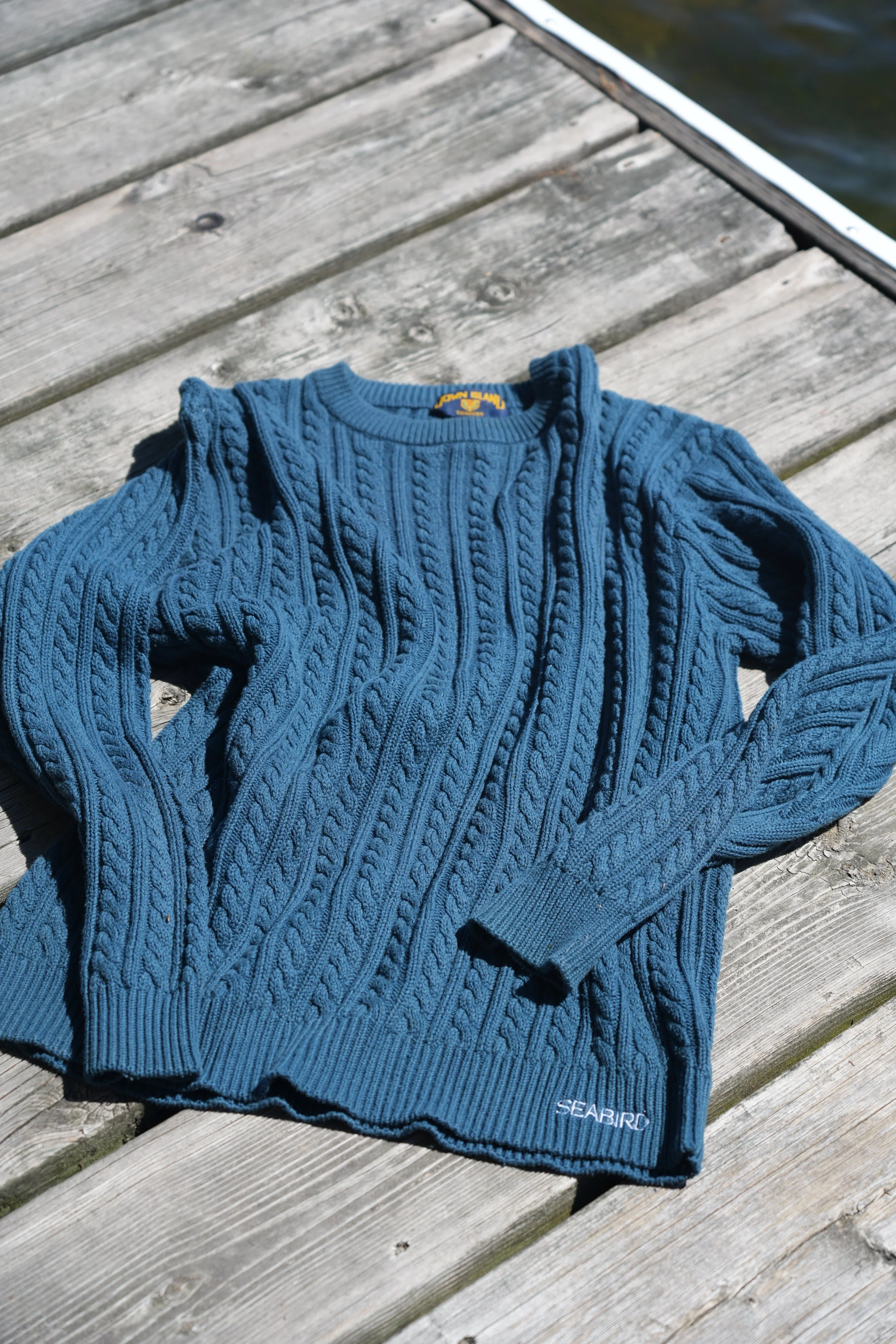 Teal/Blue Cable Knit Sweater (Medium-Large)