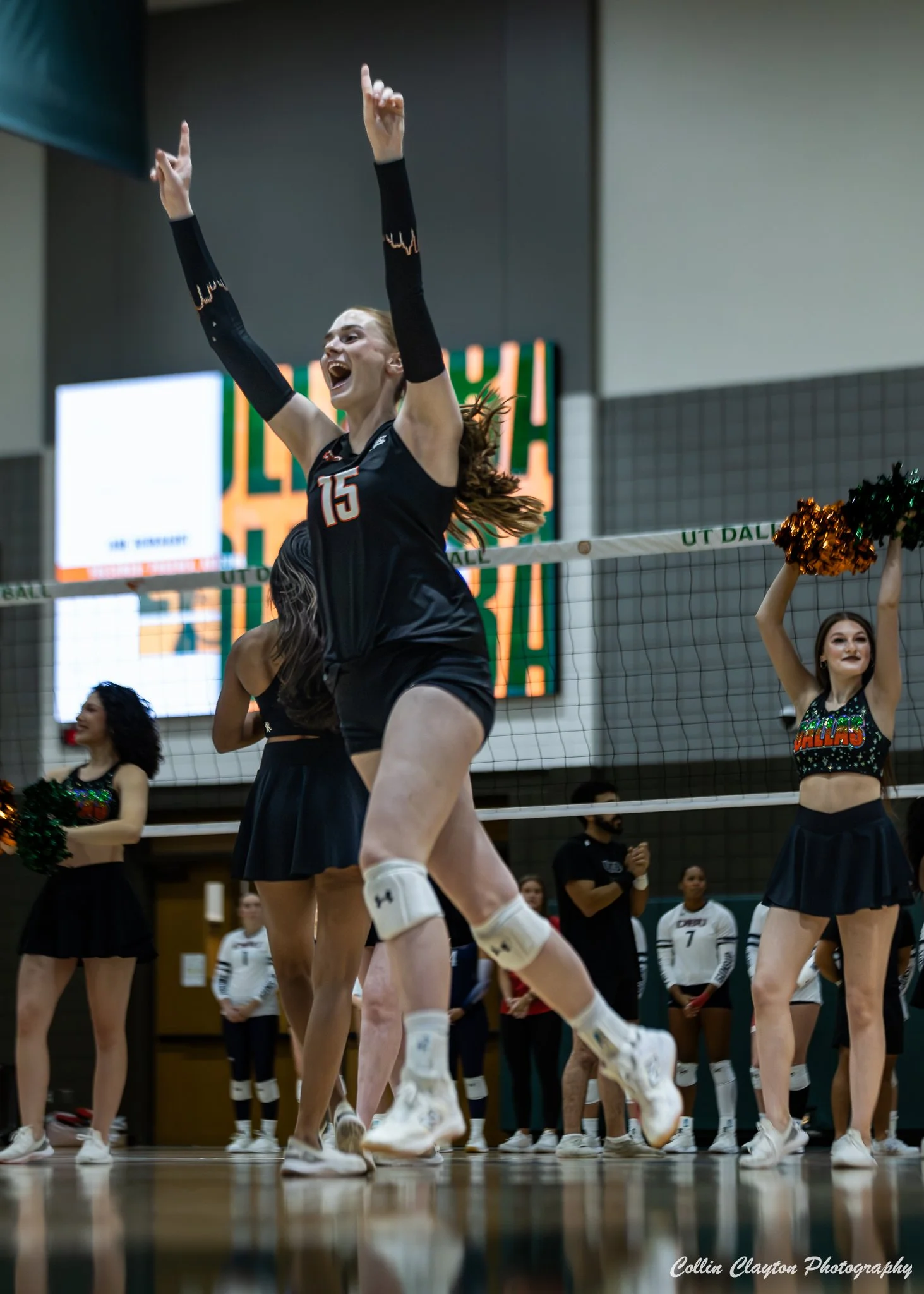 UTDvsDBU Volleyball-10.jpg