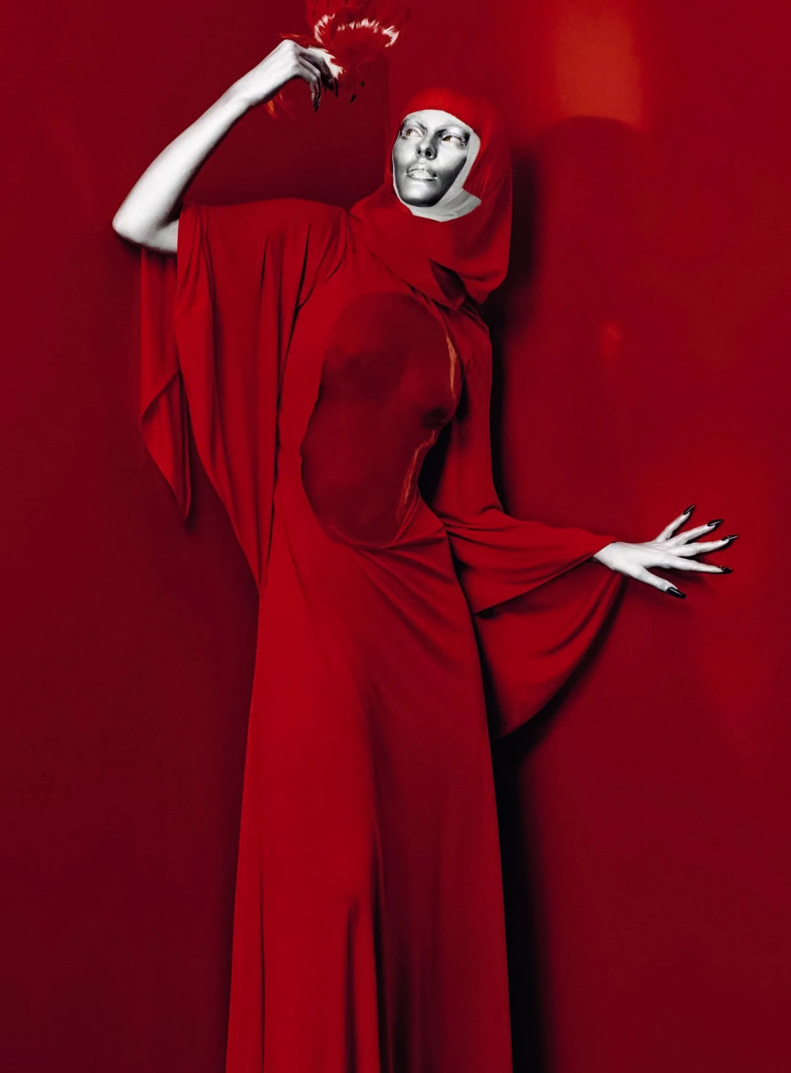 VOGUE ITALIA PHOTOGRAPHER RAFAEL PAVAROTTI STYLIST IB KAMARA HAIR BENJAMIN MULLER MUA CHIAO LI HSU NAILS ANAIS CORDEVANT 