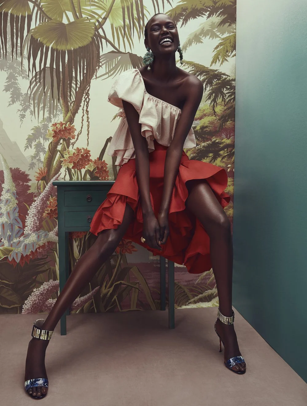 COUNTRY AND TOWNHOUSE PHOTOGRAPHY CARLA GULER STYLIST NICOLE SMALLWOOD