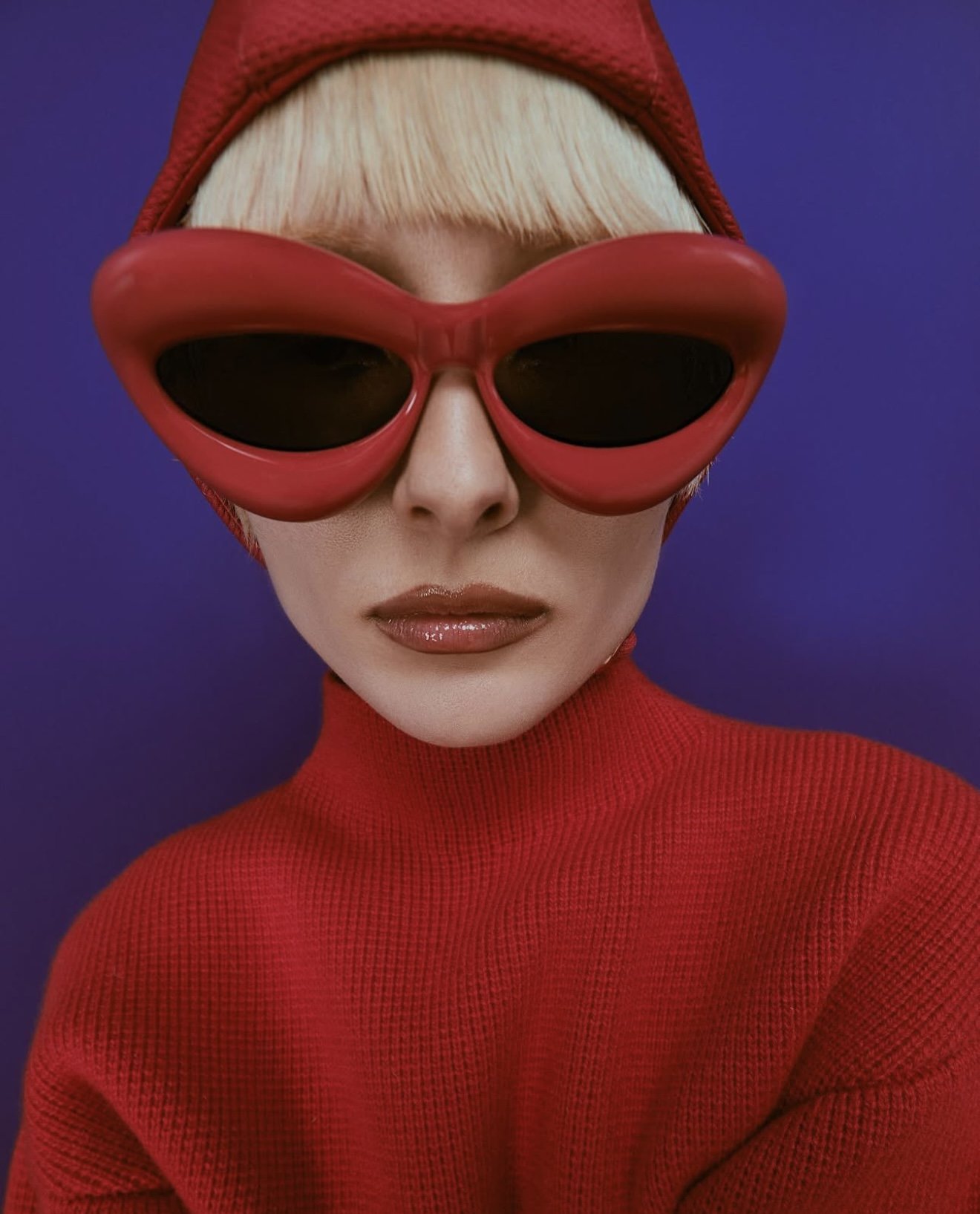 VOGUE PORTUGAL PHOTOGRAPHER CARLA GULER STYLIST SOFIA LAZZARI HAIR SANDRA HAHNEL MUA STEFAN JAMAL