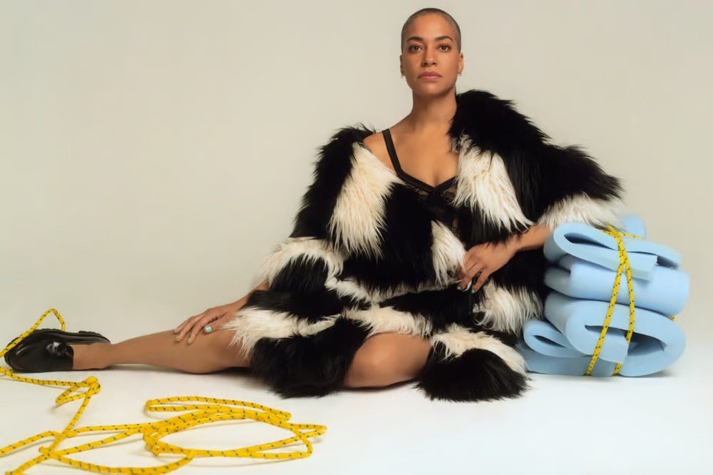 CUSH JUMBO THE STANDARD PHOTOGRAPHER LAUREN MACCABEE STYLIST SOPHIE PAXTON MUA EMMA WHITE TURLE NAILS JULIA BABBAGE