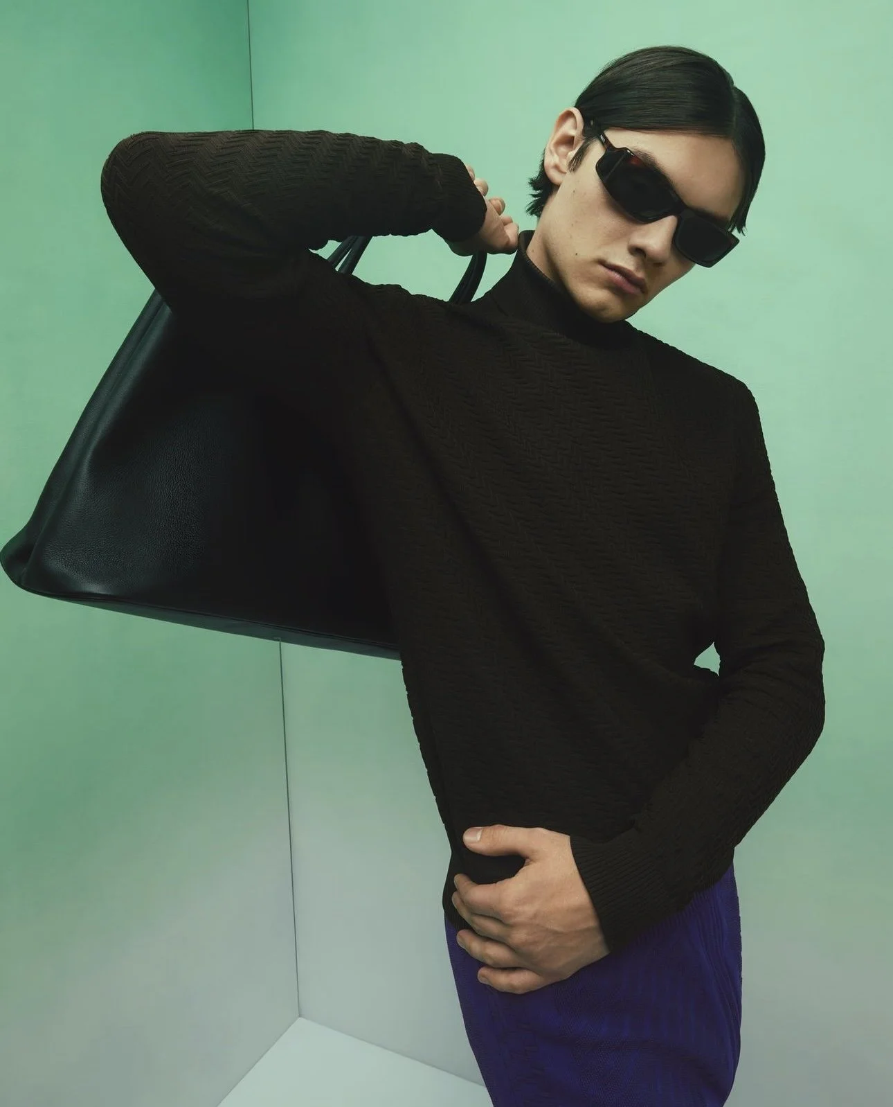 LOUIS PARTRIDGE L'OFFICIEL PHOTOGRAPHER CARLA GULER STYLIST GIORGIA CANTARINI GROOMING BRADY LEA 