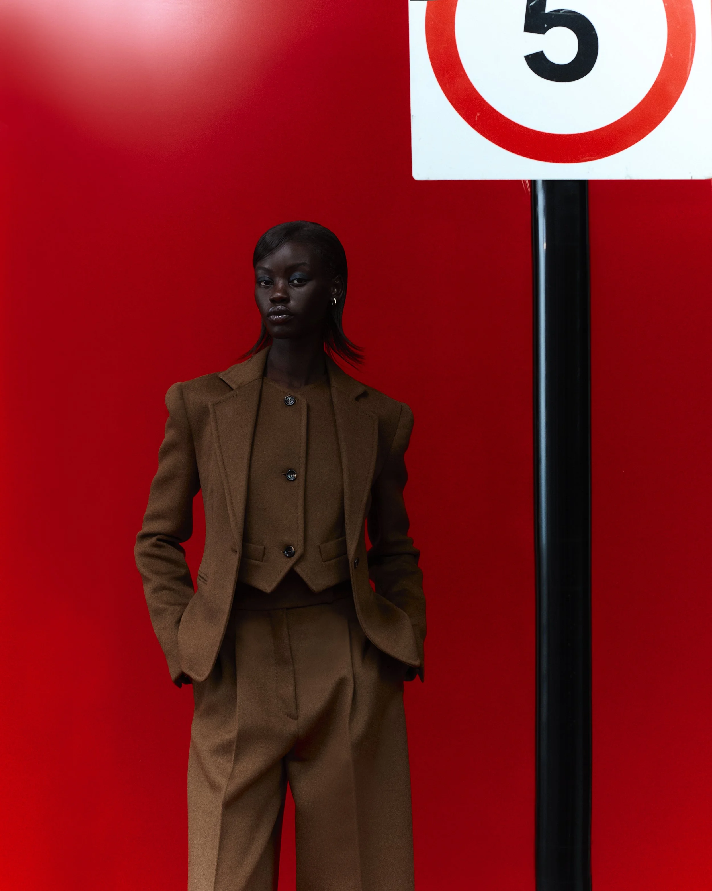 STYLIST MAGAZINE 
PHOTO THERESA MARX
STYLING SOPHIE PAXTON
HAIR CHRIS KURZ
MUA KONDO KENTARO