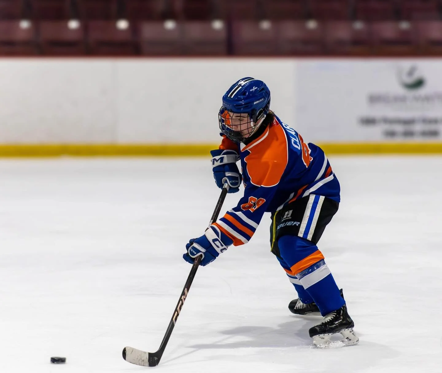 HTH Grade 9 Tigers in action 🏒