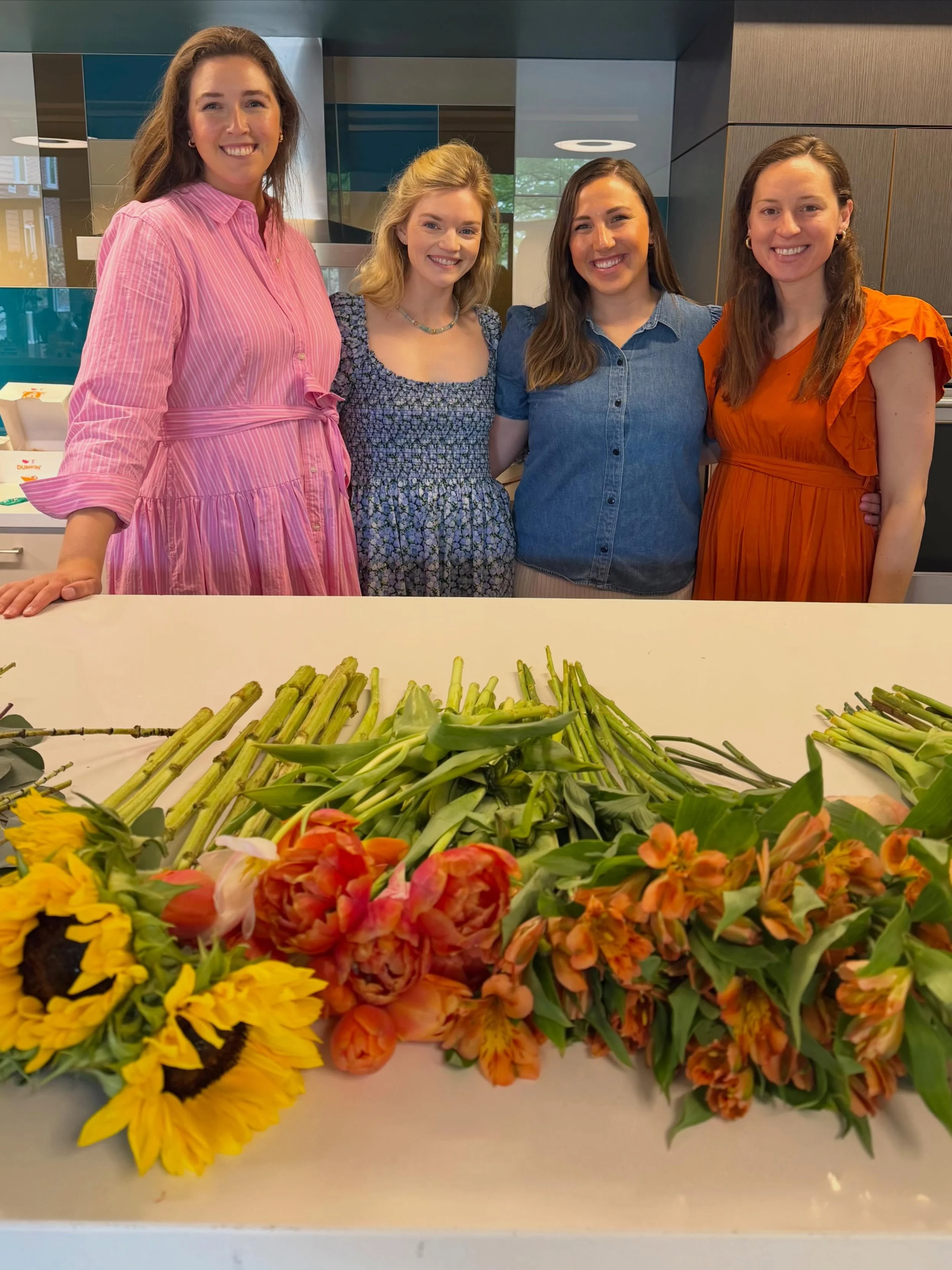 Thank you to everyone who came out to celebrate Mother&rsquo;s Day by making a bouquet with Crimson Parents. Maybe next year field won&rsquo;t start on Mother&rsquo;s Day @harvardhbs 😆😉🤪