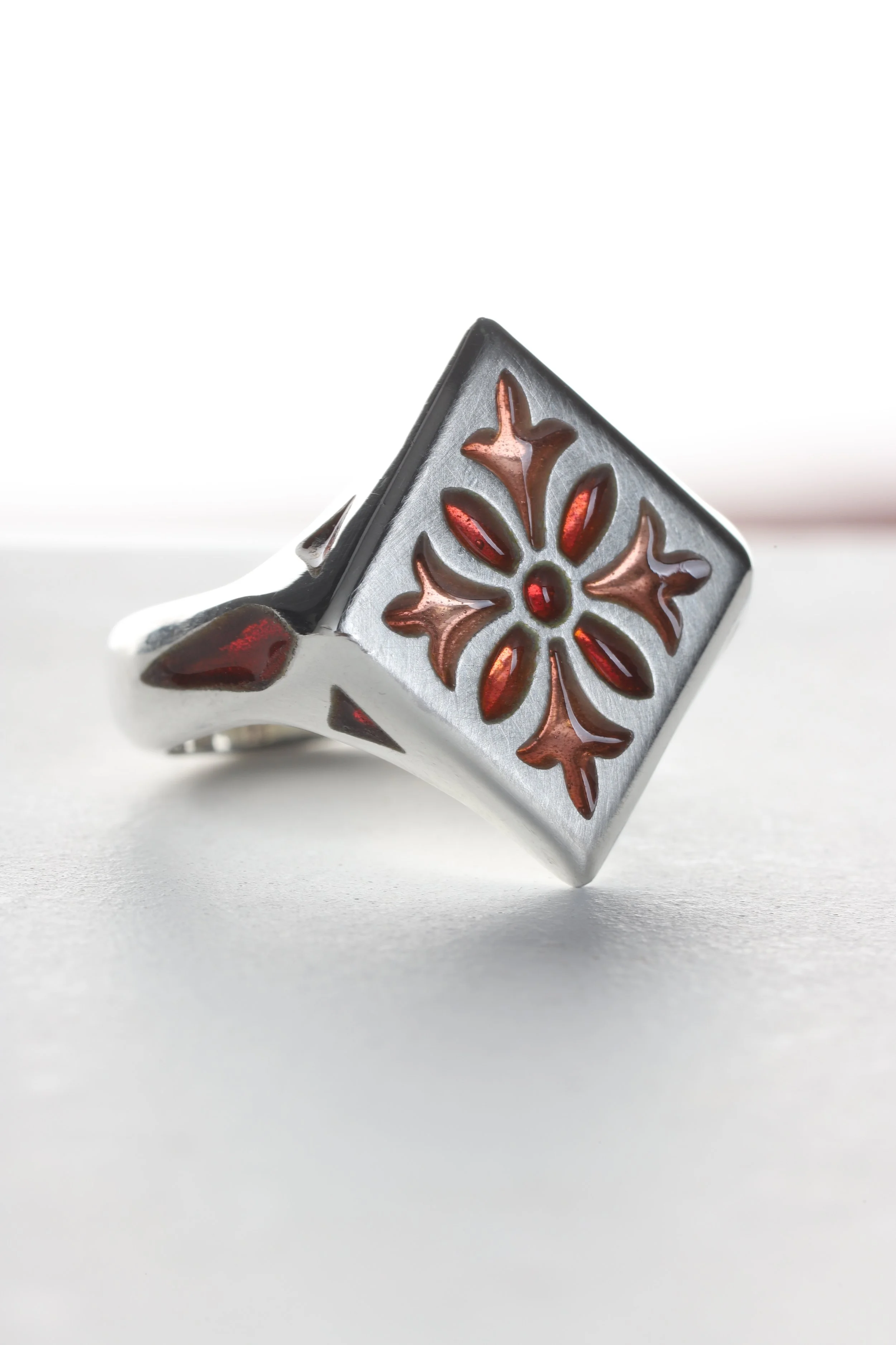 Pink Hidden Ring Size P