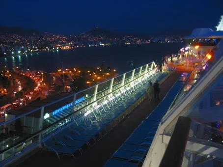 Leaving Port, Acapulco