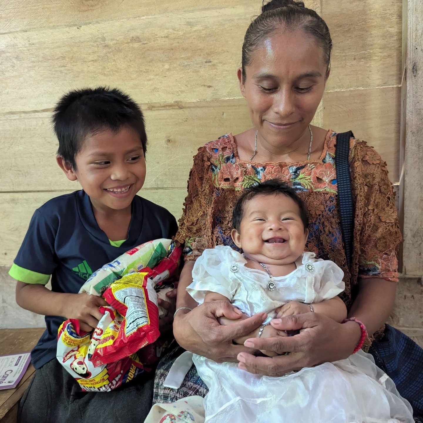 Angelica was born in April this year at a healthy weight, but was severely underweight by the time she reached two months old. The reason? Her mother, Maria, was struggling to produce breast milk due to her own lack of nutrients.​

We supported Maria