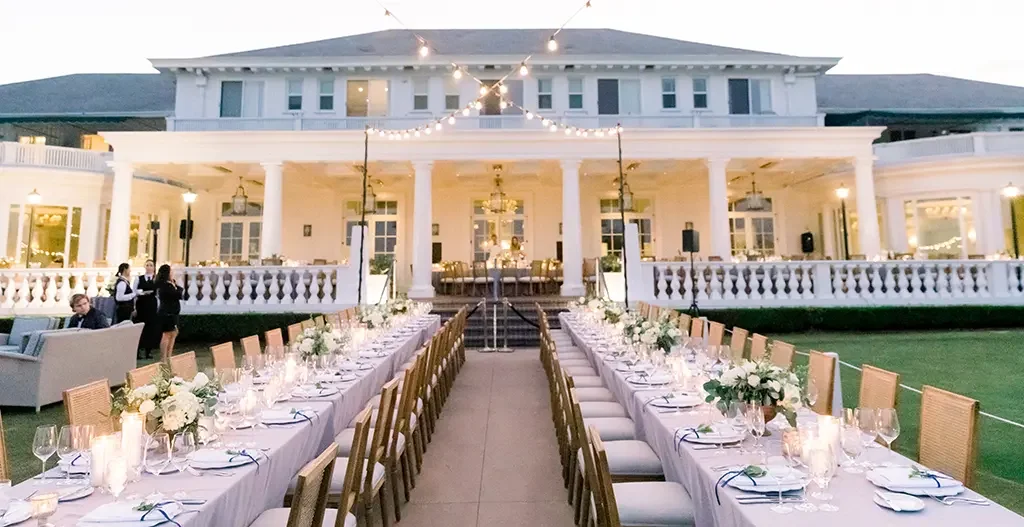 Why a Mobile Bubbly Bar Is the Wedding Trend Central PA Couples Can’t Stop Talking About