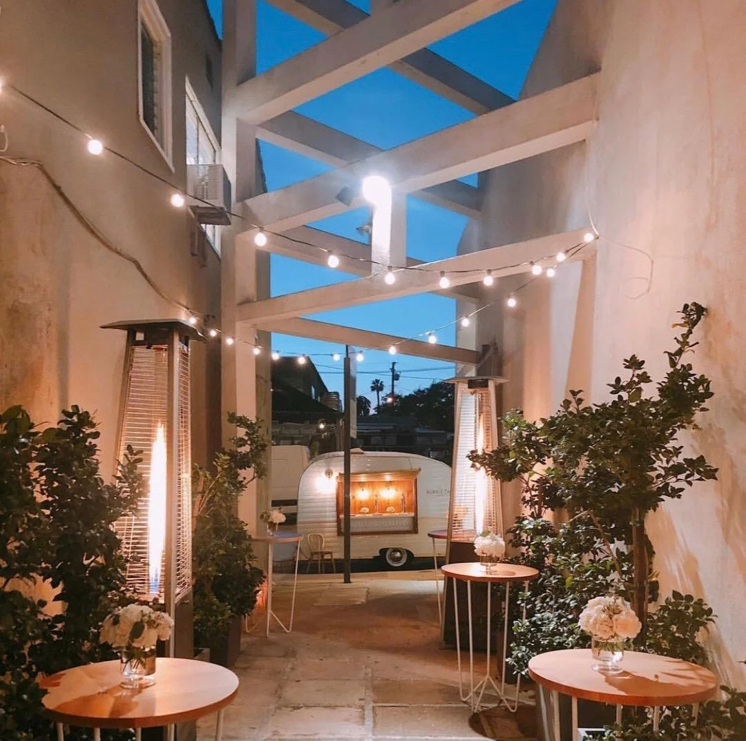 As the sun sets, the party sparkles. 🥂 There&rsquo;s something magical about golden hour colliding with bubbles on tap. It&rsquo;s where cozy weekend vibes meet unforgettable celebrations. The Bubble Tap Trailer isn&rsquo;t just a mobile bar, it&rsq