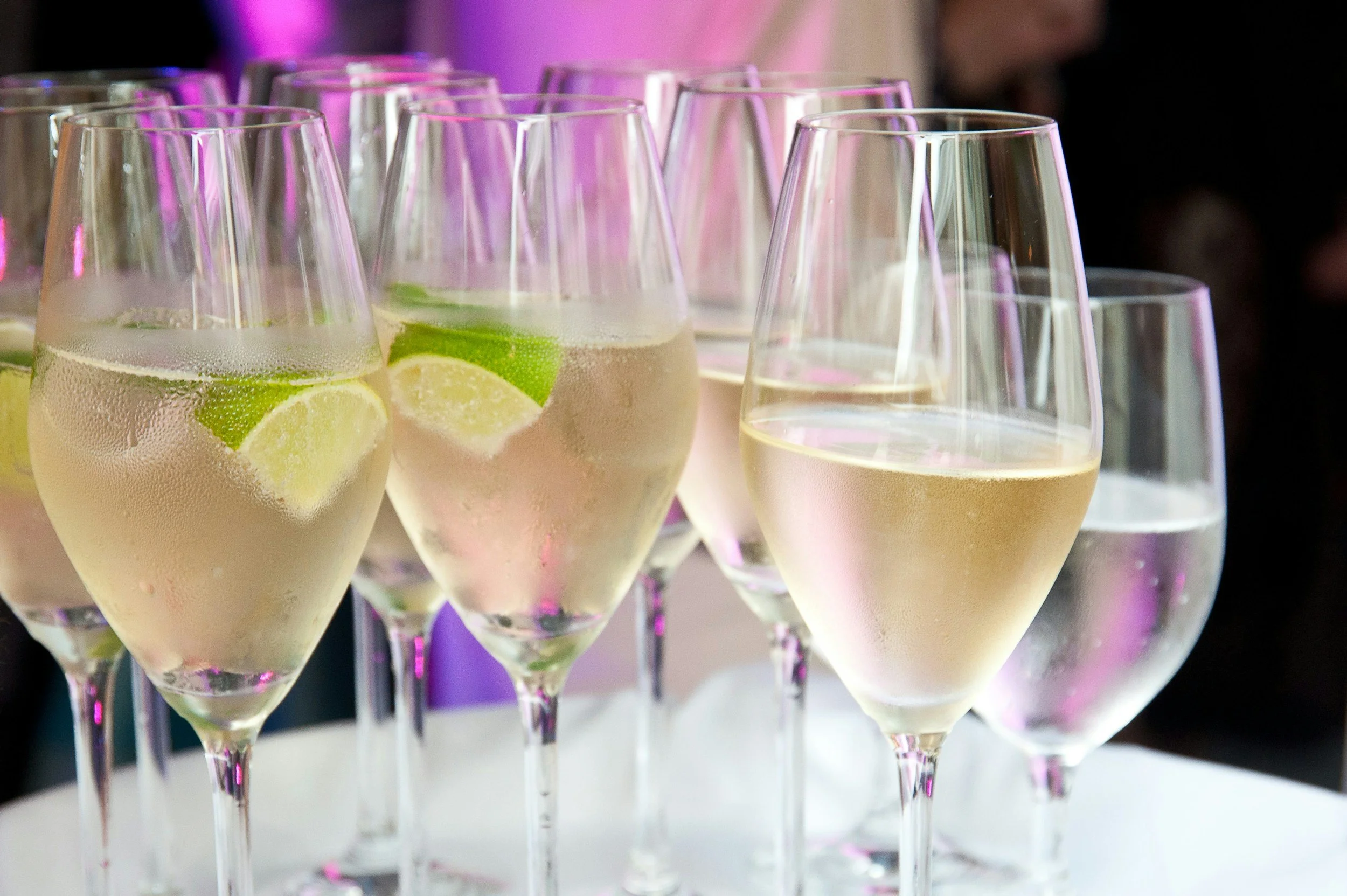 Why Dry Hire Mobile Bars Are Perfect for Pennsylvania Weddings