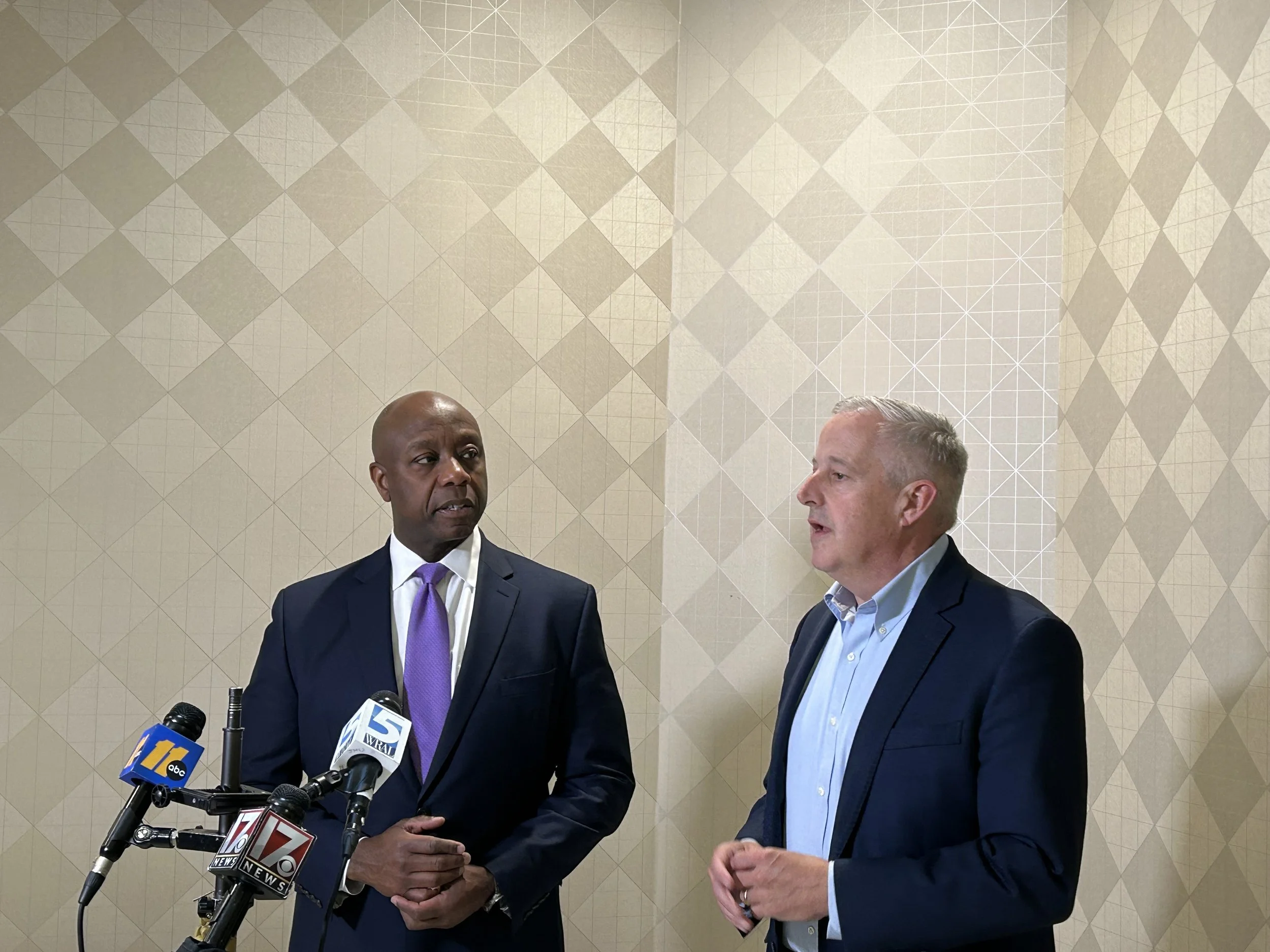 Sen. Scott and Chairman Whatley Discuss Jobs Agenda On Campaign Trail