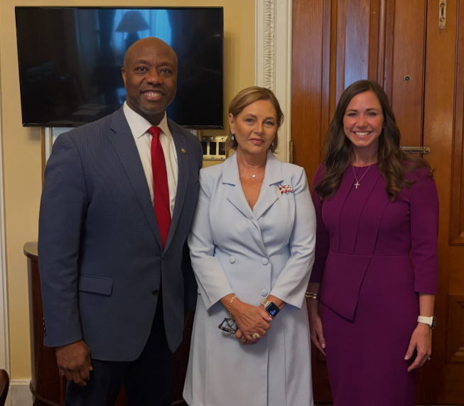 South Carolina Senator Tim Scott Speaks At Midterm Convention