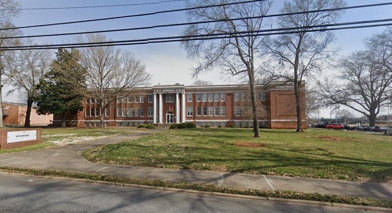 Forest City Gun Ordinance Draws Second Amendment Scrutiny&nbsp;