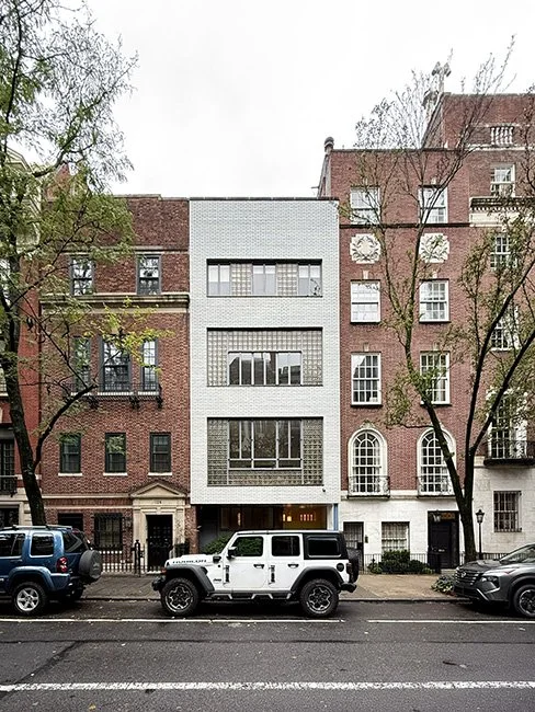 124 East 70th St by William Lescaze in New York City.
