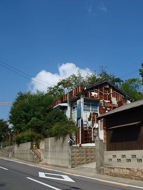 The Art House Project: Haisha by Shinro Ohtake. Photo by Merec0