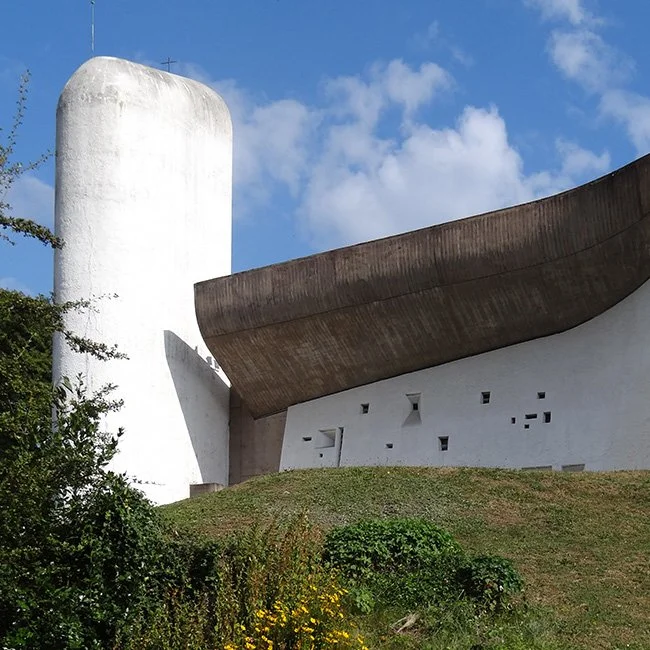Notre Dame du Haut by Le Corbusier in Ronchamp, France. (Image by Esther Westerveld)