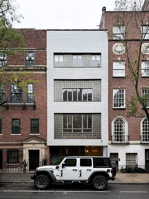 124 East 70th St by William Lescaze in New York City.