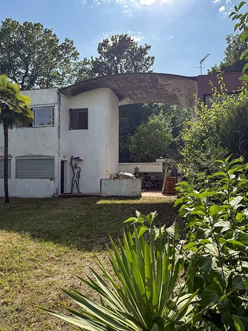 Quartiers Modernes Frugès by Le Corbusier in Pessac