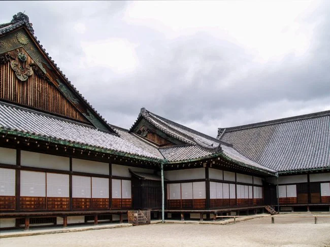 NeotericSlate_Trad-Japan_D18-Sm.jpg