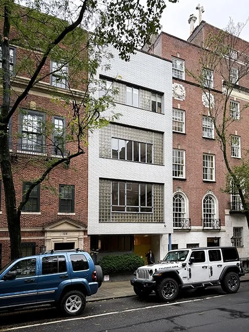 124 East 70th St by William Lescaze in New York City.