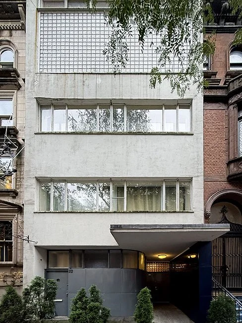 32 East 74th St by William Lescaze in New York City.