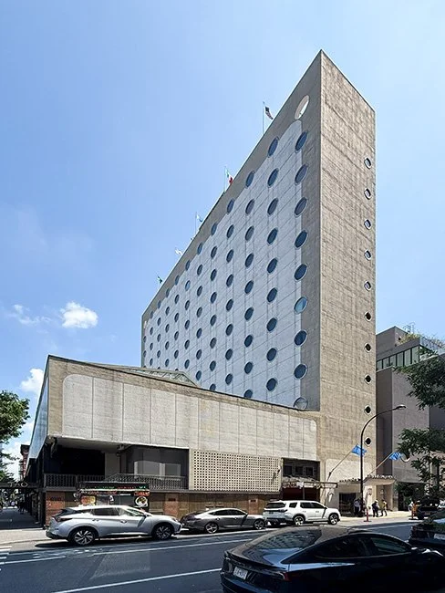NeotericSlate_MaritimeHotel_A01_Sm.jpg