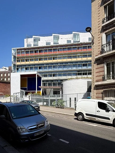 La Cité de Refuge by Le Corbusier in Paris