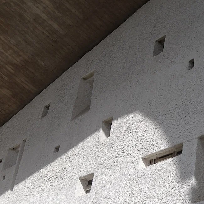 Notre Dame du Haut by Le Corbusier in Ronchamp, France. (Image by Esther Westerveld)