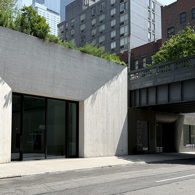 NeotericSlate_Kasmin Gallery_C03_Sm.jpg