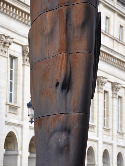 Senna by Jaume Plensa in Bordeaux, France. (Image by Josep Bracons)
