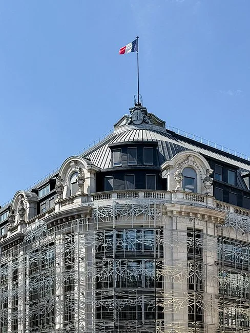 Ministry of Culture by Francis Soler in Paris France (Image by WROT)