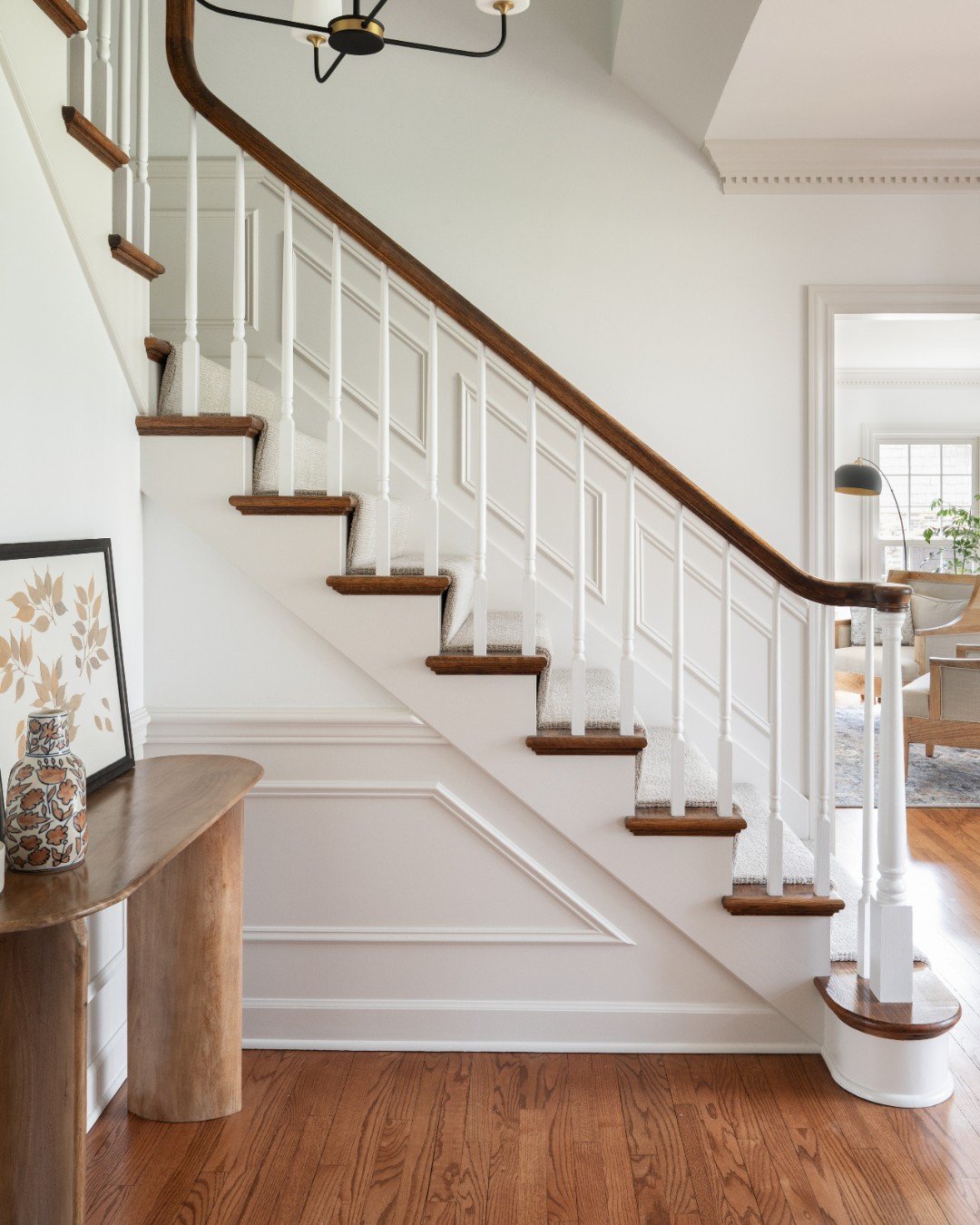 First impressions are everything. A stunning staircase combined with soft, natural light makes this entryway unforgettable! 

Remodel: @peacock_and_co_remodeling
Photography: @traci.shupert

#QuailRidgeSouthHouse #StaircaseDesign #CleanandCrisp #Trim