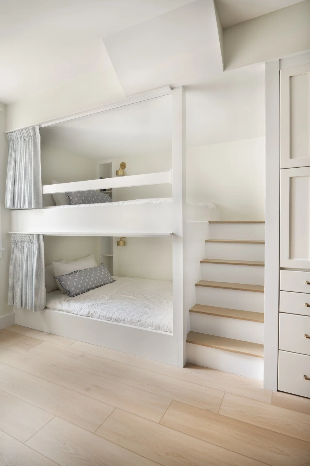 Maple&WhiteAngelaBlvd_32 (Large).jpg