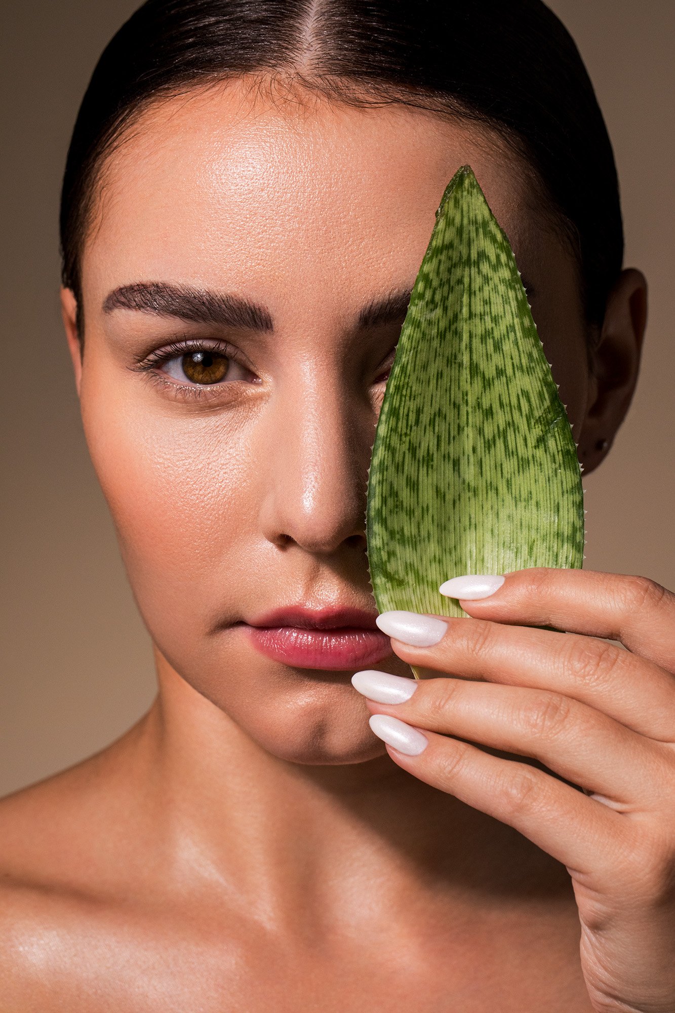 La Beautanique-12.20.24-Model + Ingredient-080.jpg