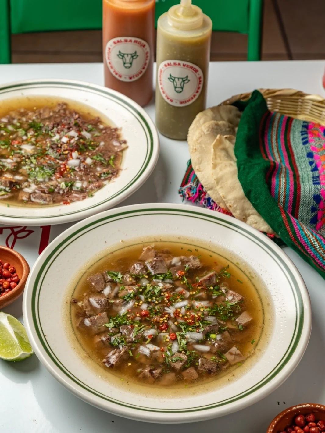 Un caldo de lengua y se te reinicia la vida 😍
Tenemos servicio a domicilio por medio de DoorDash y Grubhub 🌮

Lunes a Domingo de 8am - 4pm
📍611 E Foothill Blvd, Rialto, CA 92376