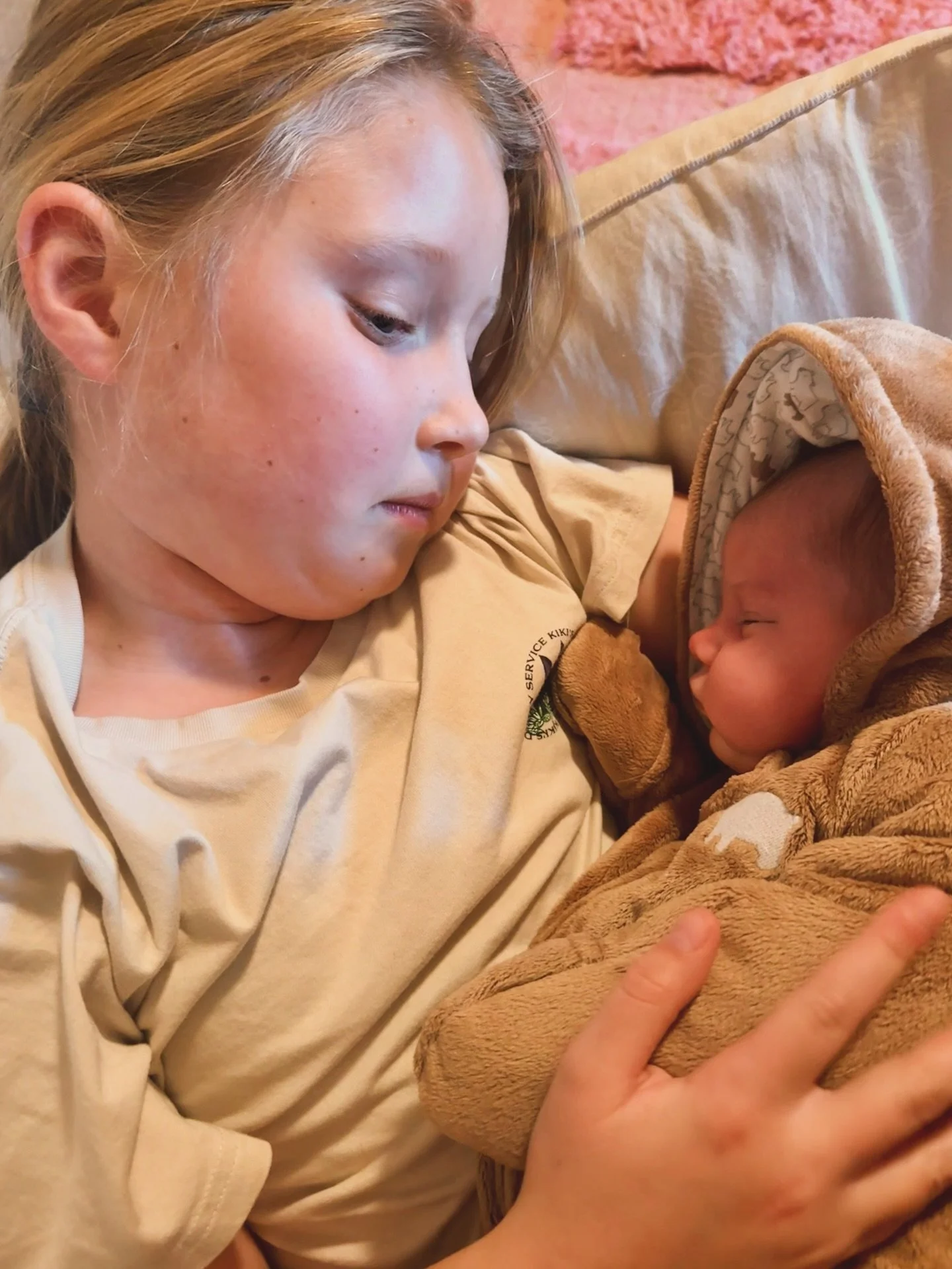 Why love is all there is 🤍👇🏼

Everything is really just one thing.

We all know this to be true somewhere deep down, even though it doesn&rsquo;t seem like it makes sense. 

We are all actually made of the exact same stuff. Even if we seem so diff