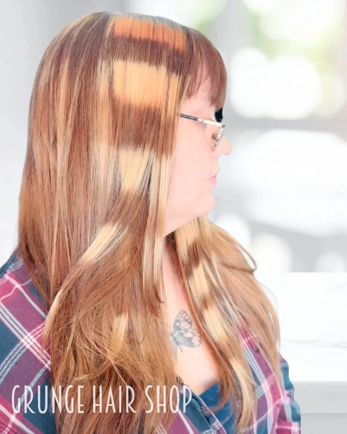 A little sweet, a little alt. 🦝

Book with @glamxghoulie at the link in our bio!

📍 Grunge Hair Shop | 2400 Farm to Market 2920 Suite 140, Spring, TX 77388
📞 (832) 359-2797

#GrungeHairShop #RaccoonStripes #HoneyBlonde #AltHair