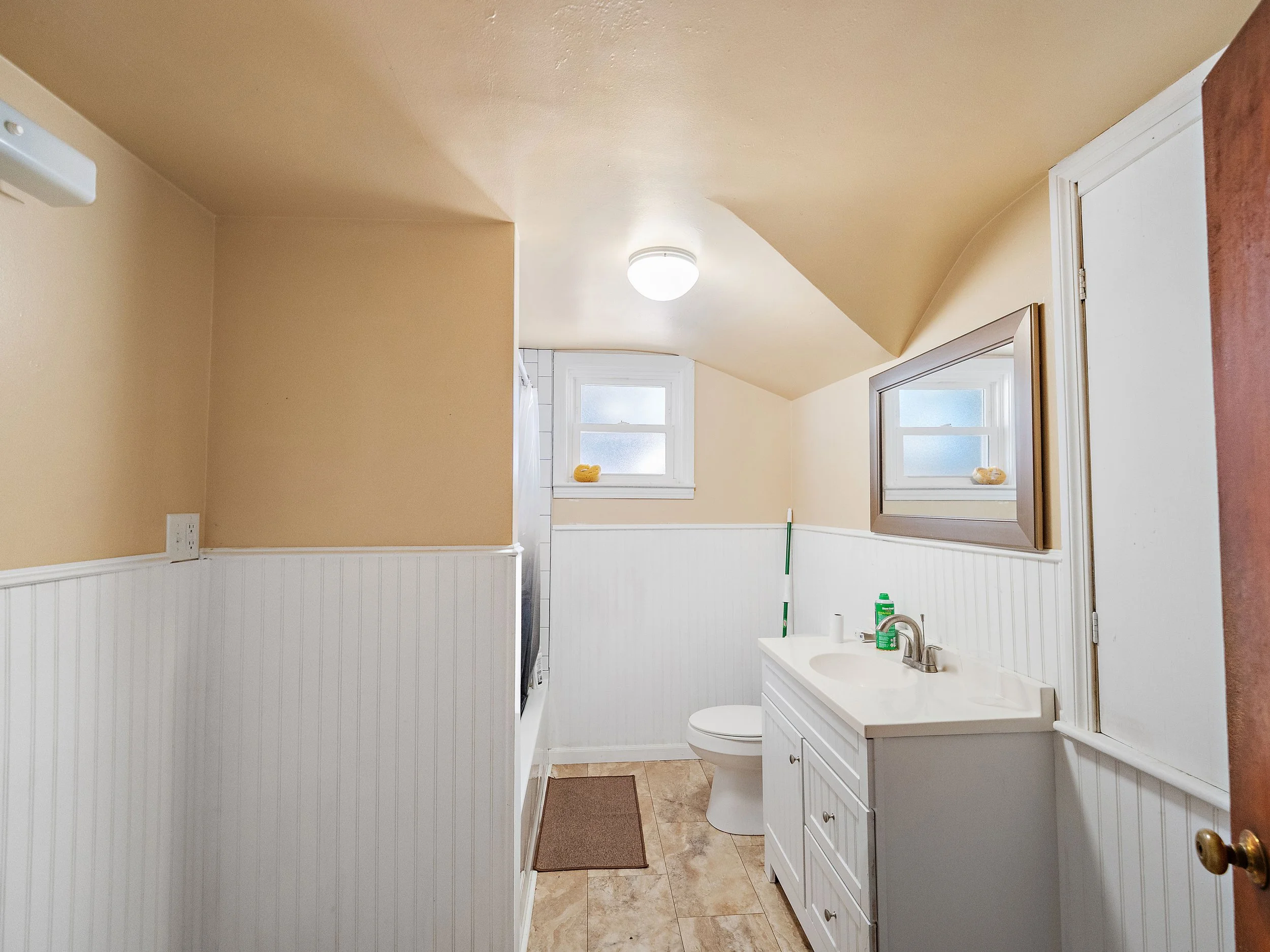 10.9.26 - 325 26th st duplex-25.jpg