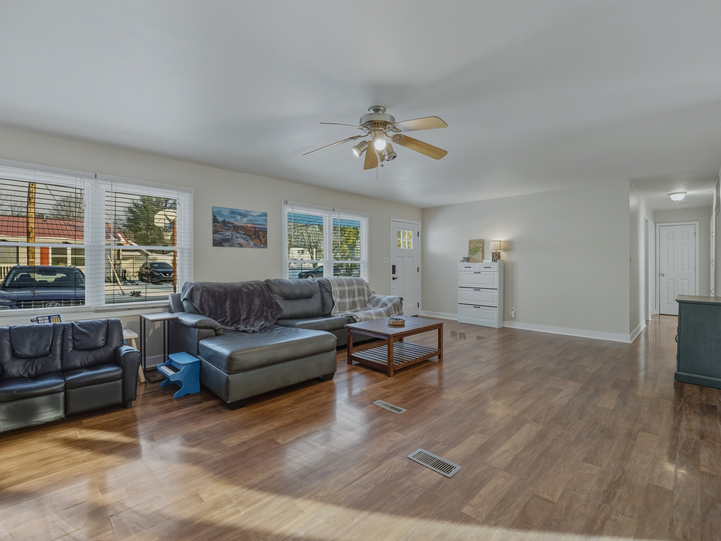 2.9.26 - 102 McConkey Dr-7.jpg