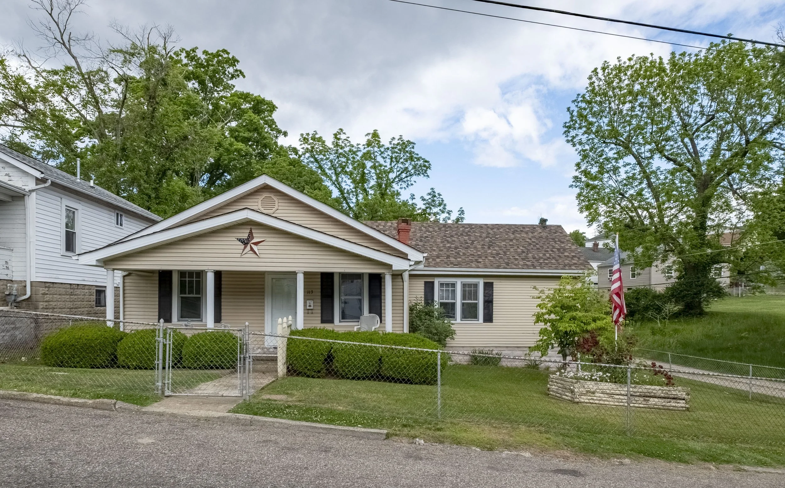 5.14.26 - 113 Sycamore St-4.jpg