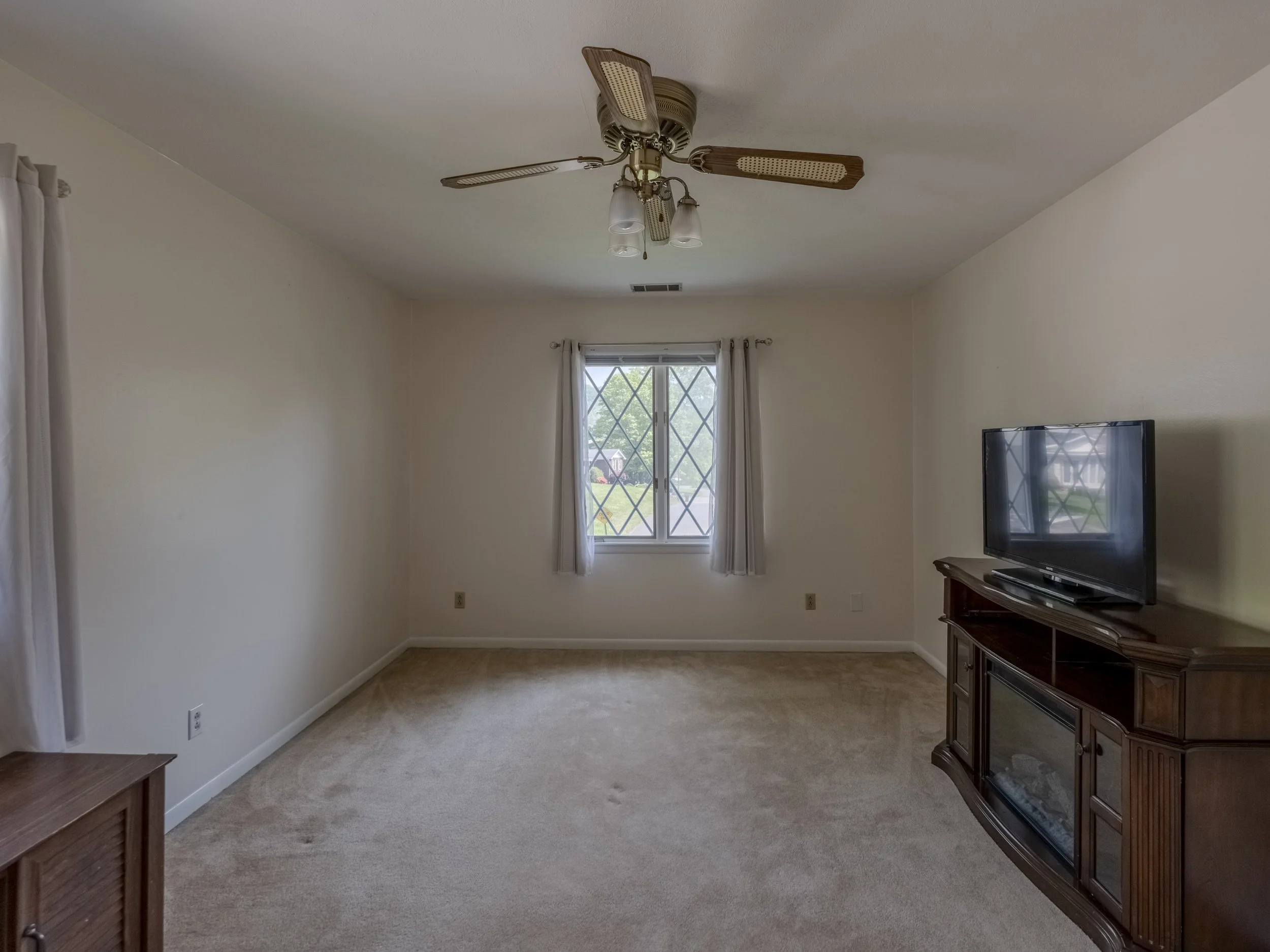 4.24.26 - 80 WOODLAND DR, MADISON WV-36.jpg